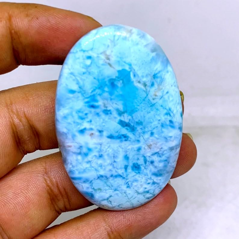 Gemme de larimar naturel ovale, la pierre de sérénité pour votre collier