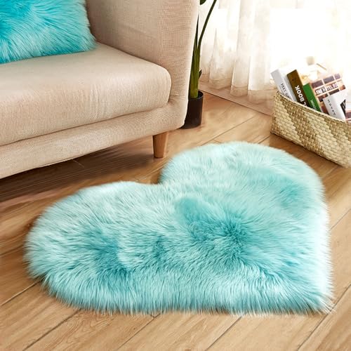 ZuTKekon Faux Fur Sheepskin Heart Shaped Area Rugs, 16"x20" Luxurious Wool Love Floor Carpets Bathroom Non-Slip Mat for Home Decor Nursery Living Room