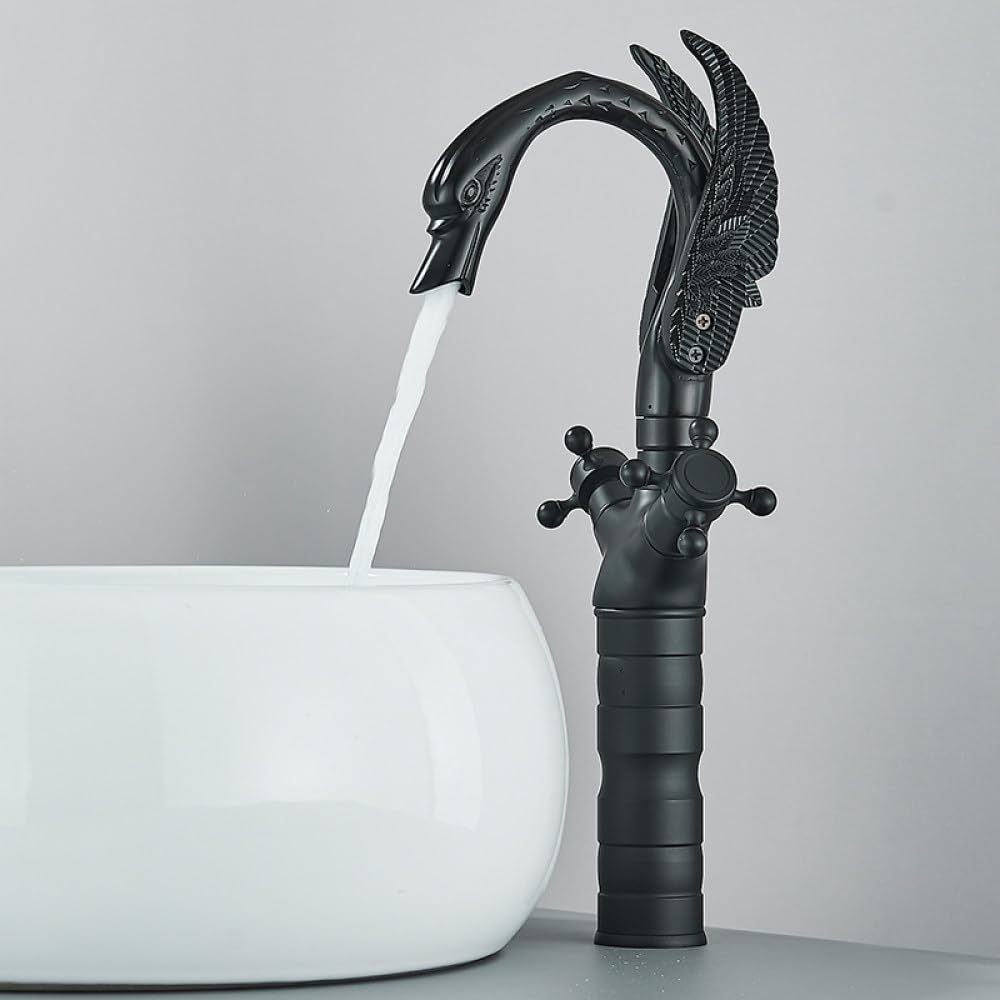 Robinet de lavabo cygne pour une salle de bains moderne en eau chaude et froide