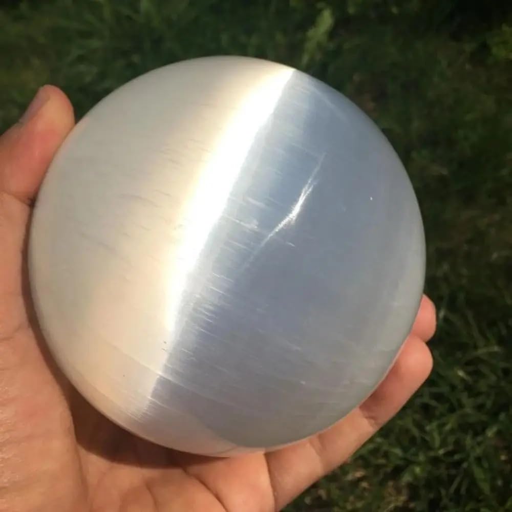 DSZUJTYROP White Selenite Sphere Crystal Gypsum Ball Ornaments Raw Stone Crafts Home Decor Decor(350-400g)