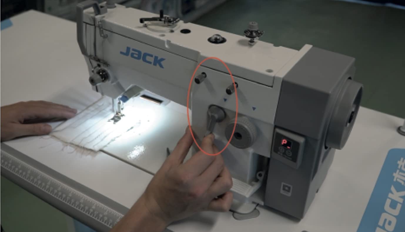 Jack 20U Máquina de Coser Industrial - Zigzag y Recta, Velocidad Ajustable, Ideal para Tela Pesada y Ligera