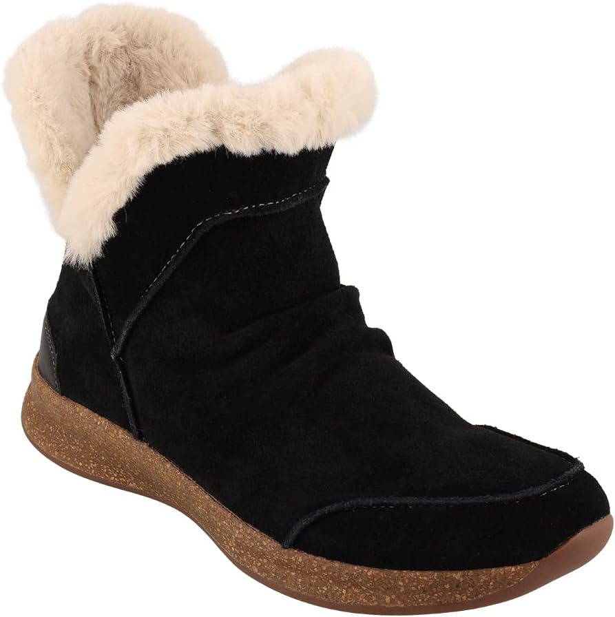 Taos Footwear Women's Future Casual Mid Top Boot