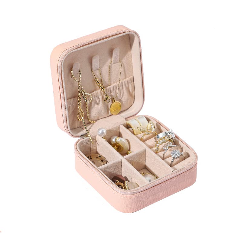 Étui à bijoux portable rose : la solution anti-nœuds pour ranger bagues et bracelets
