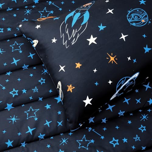 Image of david's kids 4 Piece Toddler Bedding Set - Soft Breathable Toddler Bedding Set for Boys Girls, Includes Quilted Comforter, Flat Sheet, Fitted Sheet and Pillowcase, Space