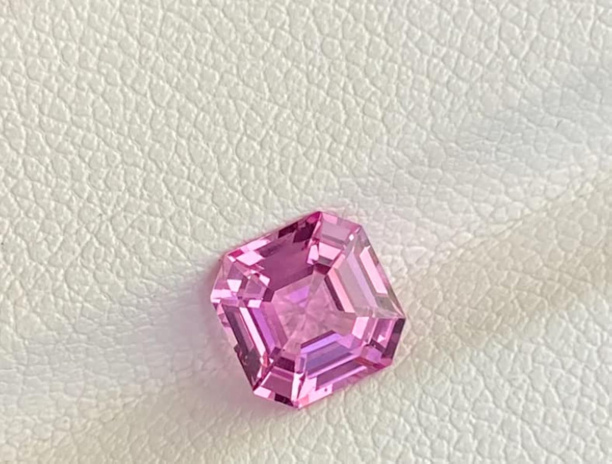 Premium Ceylon Pink Sapphire, 4.40 Ratti Certified Gemstone