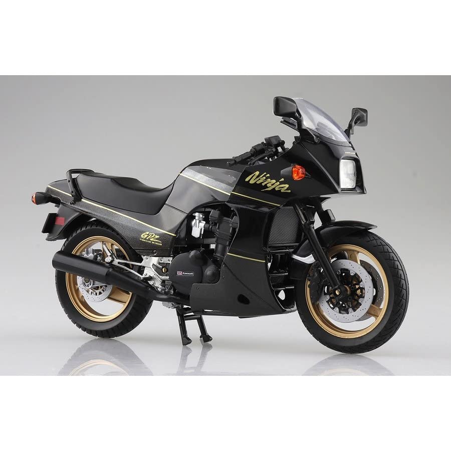 Aoshima 1/12 Scale Gpz900r Black Gold - Plastic Model Building Kit # 10922