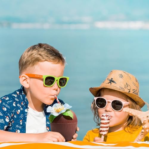 Verres cocktail thématiques pour réussir votre déco hawaïenne de table