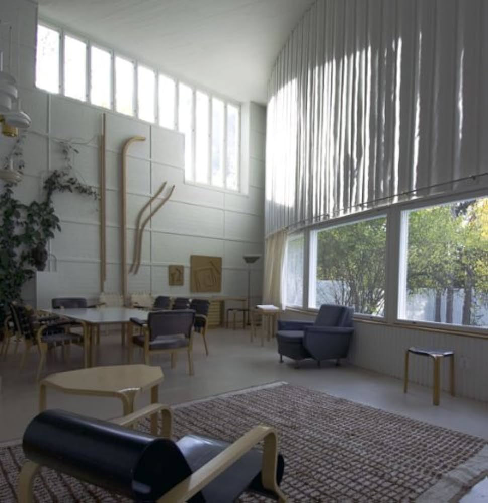 Amazon.co.jp: アルヴァル・アールト 光と建築 : 小泉 隆: 本