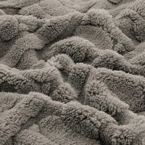 Image of CREVENT 30 inchX40 inch Cozy Soft Warm Sherpa Baby Blanket for Girls Boys, Newborn Essentials for Infant, Baby Shower Receiving Gift - Tan Bear 75X100cm
