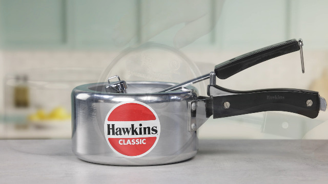 Hawkins Classic 1.5L Aluminium Inner Lid Pressure Cooker, Silver