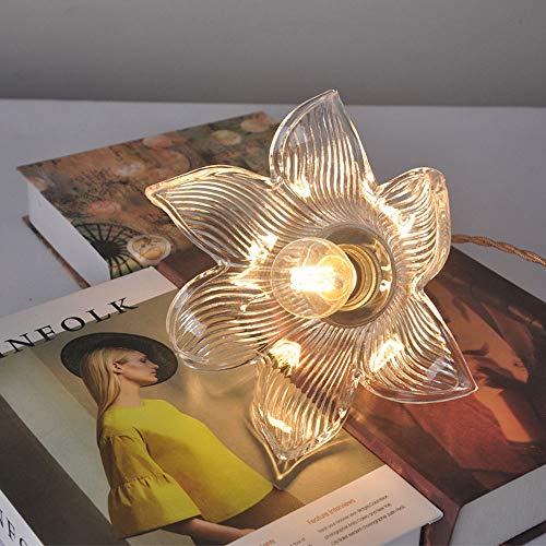 Suspensions nordiques en forme de lys pour illuminer une table de salle à manger cosy - 2