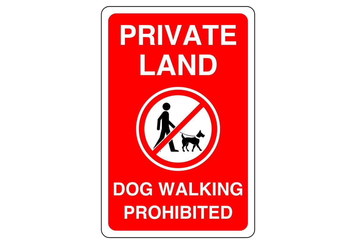 Safety First Display LTD Private land dog walking prohibited - 1.2mm Rigid plastic for indoor/outdoor usage (400mm x 300mm) Viewing Distance within 14m.