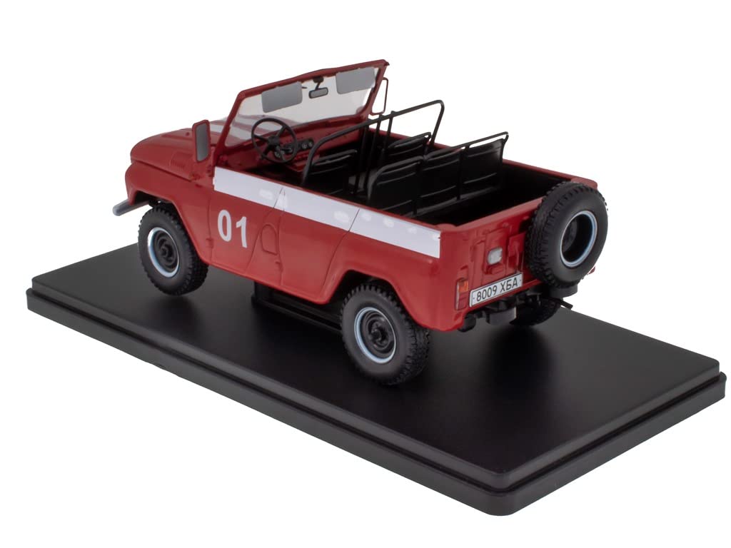 OPO 10 - Vettura 1/24 Copatibile con Fiat 600D 1961 - P001