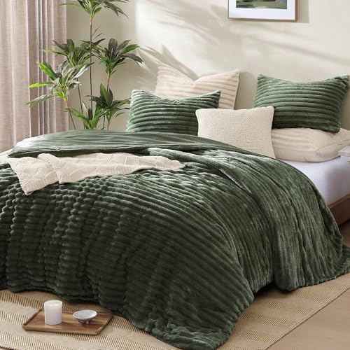 Image of Geniospin Luxury Fluffy Twin Comforter Set-2 Pieces, Olive Green Comforter Twin Size All Seasons, Faux Fur Bedding Set, Plush Fuzzy Comforter(Olive Green, 66''x86'')