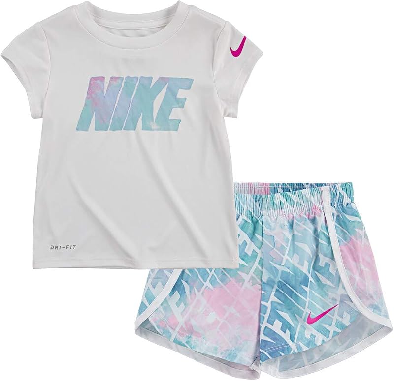 Nike Conjunto de remera y pantalones cortos con estampado gráfico para niña, 2 piezas (Emerald Rise(26G203-E8G)/Blanco, 2T)