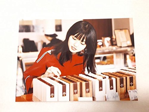 Amazon.co.jp: 齋藤飛鳥 写真 赤 雑貨 L版 乃木坂46 写真集 生写真