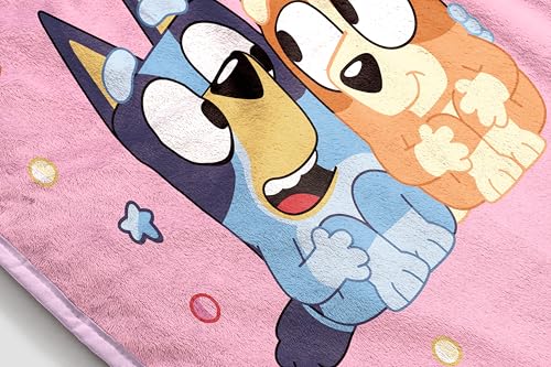 Couverture peluche Bluey douce 117x152 cm idéale pour les nuits fraîches et le canapé - 8