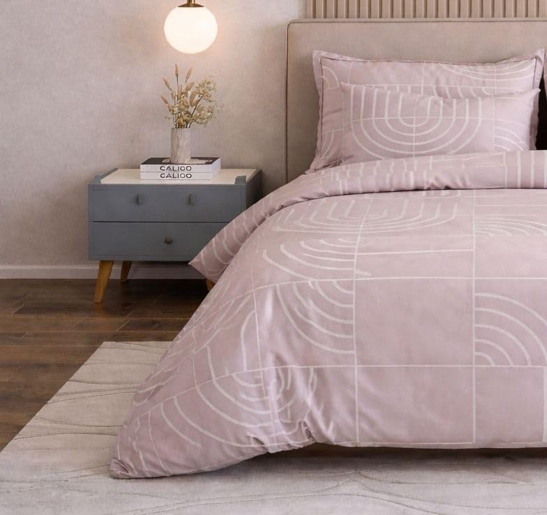 Image of Castiqa Cotton Feels Microfiber Fabric Floral Designs Super King Size Fitted Bedsheet with 2 Pillow Covers 72x78 inch (Fits Upto 12Inch Mattress) (Peach)