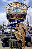 Streetworld Graffiti, Skateboards und Tattoos; urbane Subkultur aus fuenf Kontinenten. Gesamttitel: National geographic 3866900562 Book Cover