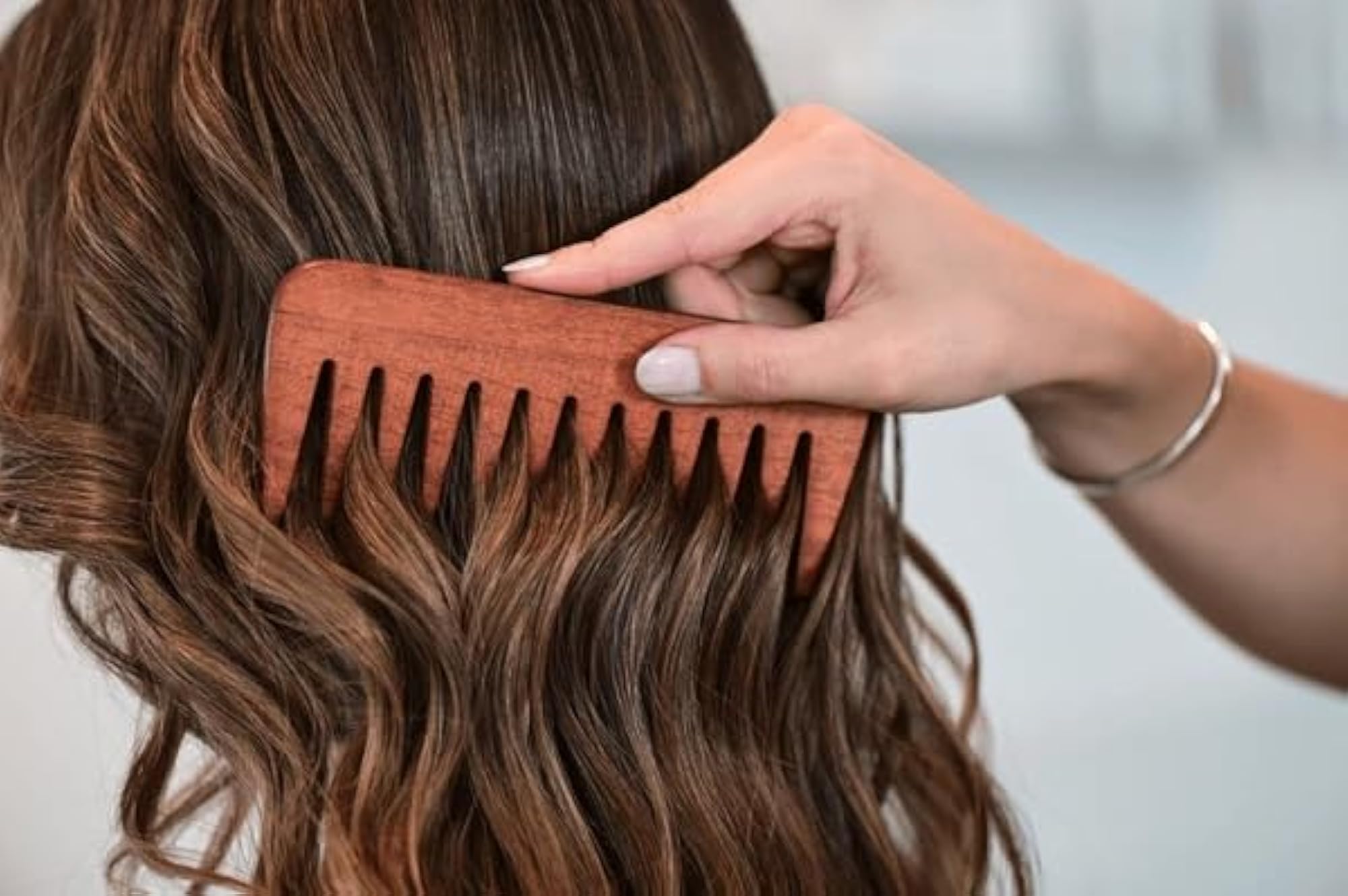 Women's 22 Inch Natural Look Synthetic Wavy Hair Extensions