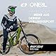 O’NEAL | Knieprotektor | BMX Mountainbike Downhill | IPX®- Aufprallschutz aus Polyurethan, Leichte Konstruktion, Abriebfestes Material | Dirt Knee Guard | Erwachsene | Schwarz Weiß | Größe M