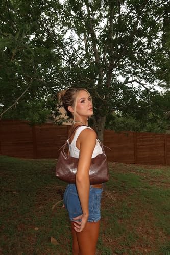 Image of Montana West MEDIUM Shoulder Purses for Women Crescent Hobo Bags Trendy Purses