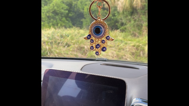 Hamsa Hand & Evil Eye Keychain - Protection Charm For Keys, Bag, Or Car Mirror (Metal Alloy & Resin)