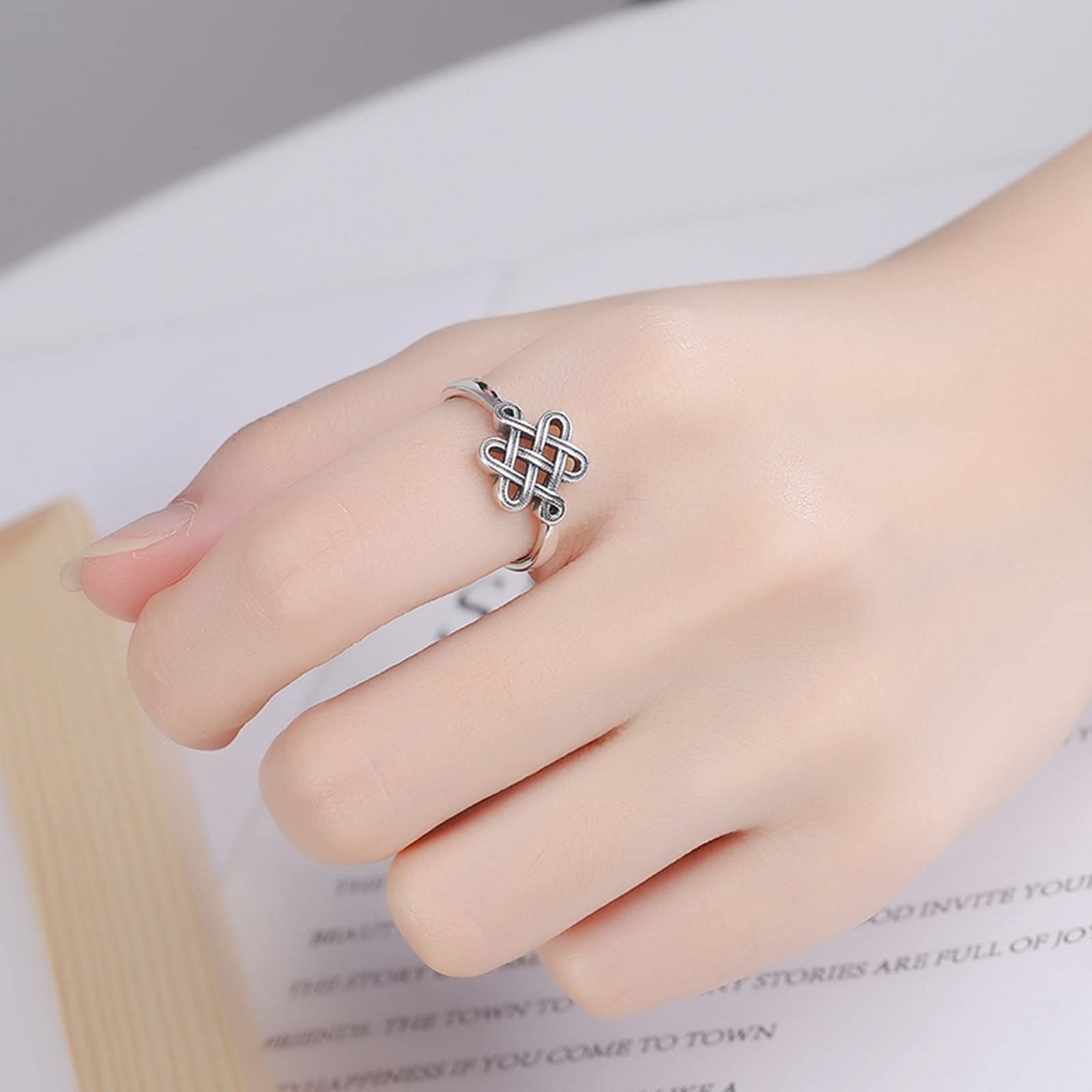 Personalisierter Ring aus Sterlingsilber, Bandringe für Frauen, Eheringe mit chinesischem Knoten, verstellbare Größe