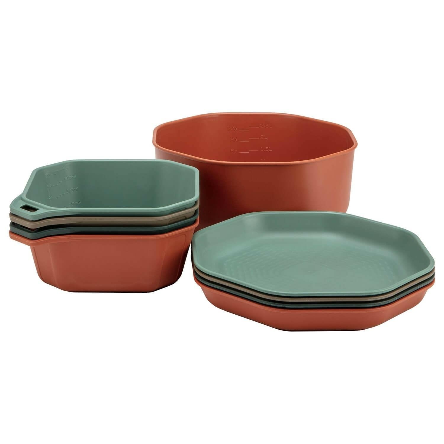 Gerber Gear ComplEAT Tableware Set - Polypropylene Camping Cookware - Portable Outdoor Tableware - 4 Plates, 4 Bowls & 1 Mixing Bowl-Tableware Set