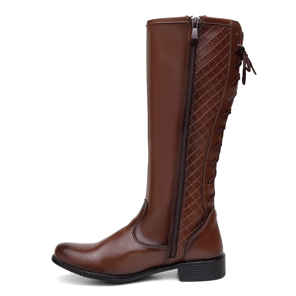 Bota Feminina Cano Longo Montaria Com Ajuste de Amarração em promoção! Veja a oferta e mais achadinhos de Botas 6 Hoje é o melhor dia para comprar Bota Feminina Cano Longo Montaria Com Ajuste de Amarração com aquele preço maroto! Promoção! Aproveite a oferta! 6