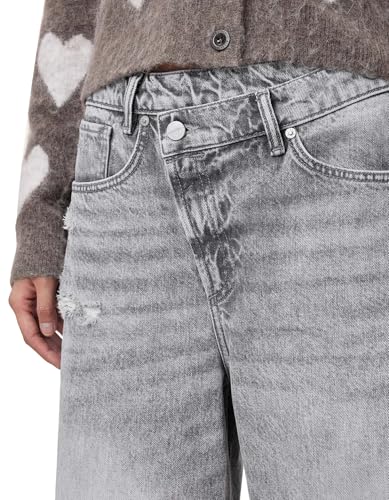 Women's AKI Crossover Jean3