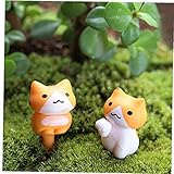 Hecho de plástico de alta calidad, este juguete modelo del gato es durable y seguro de usar.