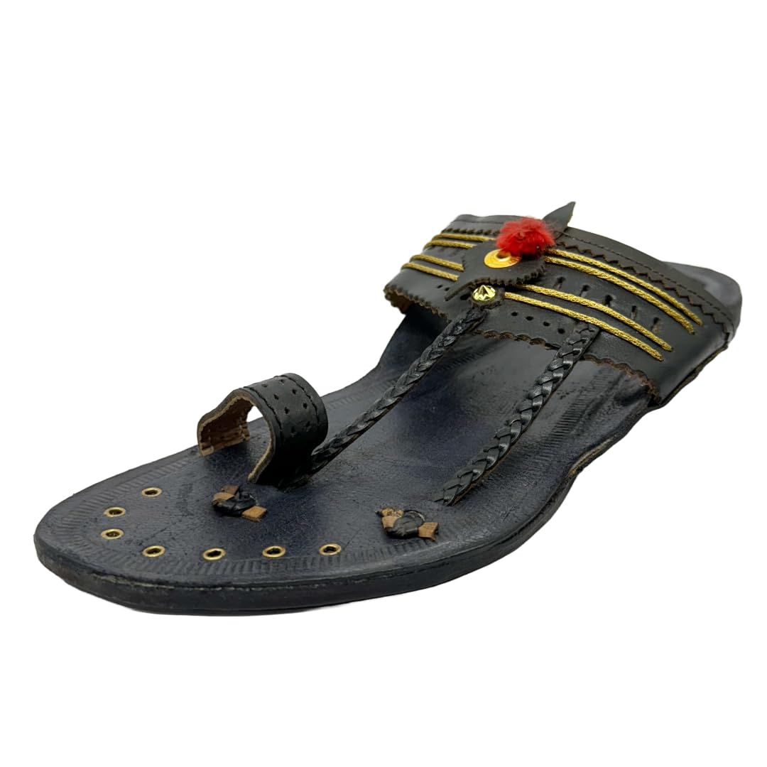 GenericThe Select U's Original Premium Leather Classic Double Nathi Jari Red Gonda Black Kolhapuri Chappal for Men.