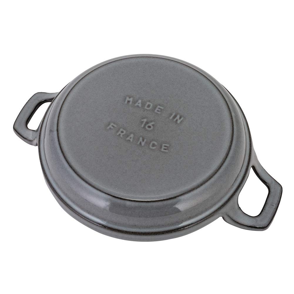 ストウブ STAUB ラウンドスタッカブルディッシュ グレー　16cm Amazon｜staub ストウブ 「 ラウンド スタッカブル ディッシュ グレー