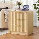 Decofy Fluted Nightstand with Charging Station, Modern Bedroom Side Table with Gold Handles, Curved Profile Design, End Table Wood Organizer for Bedroom, 19.7' & 3 Drawers (1 Pack, Natural Oak)