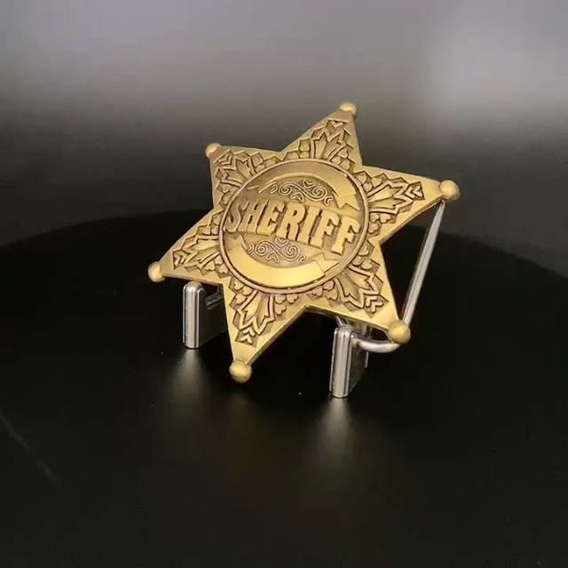 Fibbia per cintura in metallo vintage del 1981, placcata in oro 24 KT, il grande sigillo dell'Oklahoma, bel design occidentale, 4 3/4 x 3 3/4, resistente, di qualità - Italia