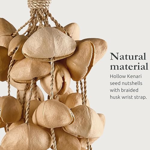 Sonic Energy Kenari Nussschalen Shaker – Ca. 32 cm – Soundeffekt-Instrument für Therapie und Percussion – Mit Handgelenkband (SKRL)