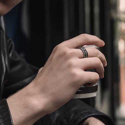 Miniatura 4 de BySilverStone Jewelry Anillo de plata de ley hecho a mano con calavera alada para hombre, anillo gótico de plata para hombre, anillo de motociclista