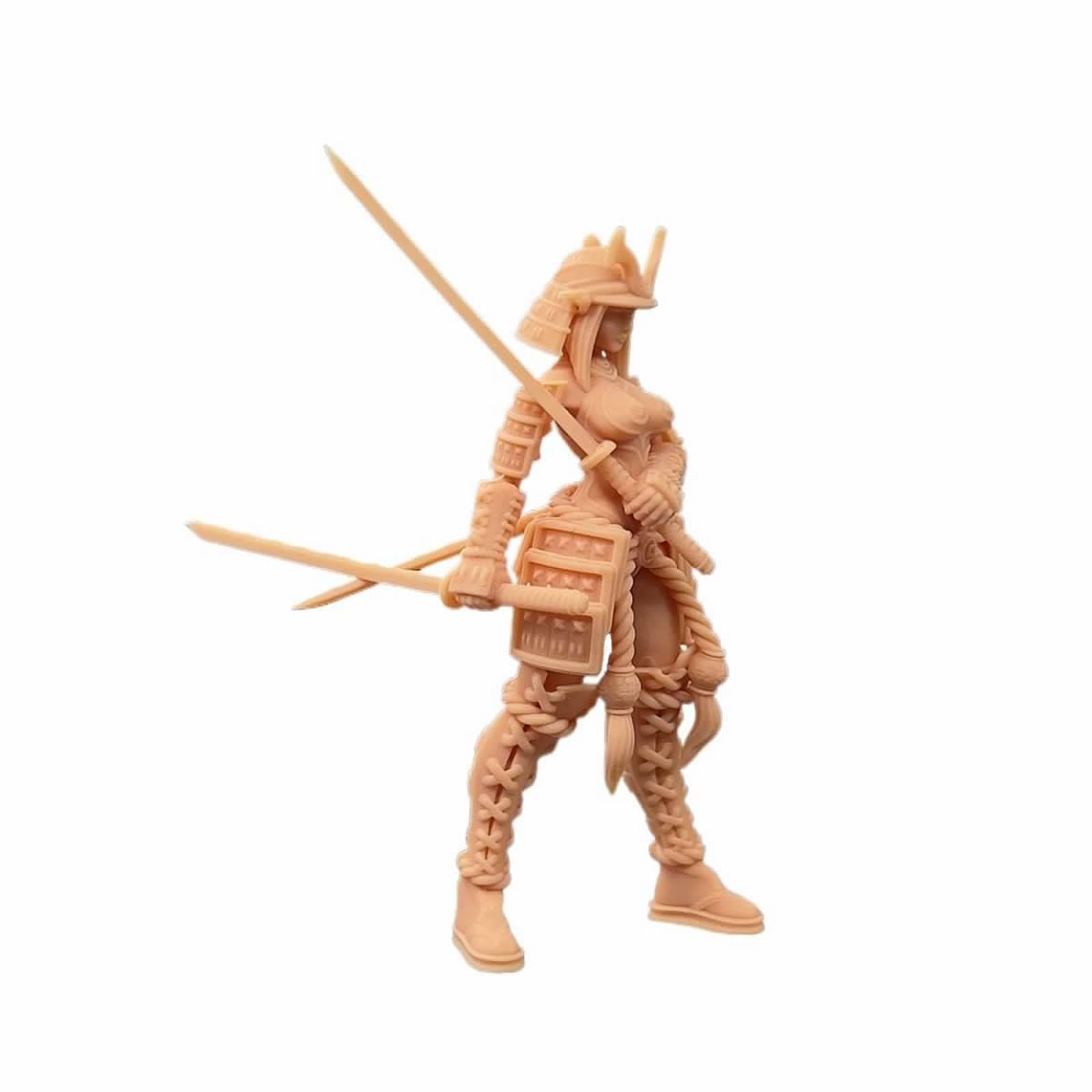 不明なフィギュア 31oIq3zO4uL.jpg_BO30,255,255,