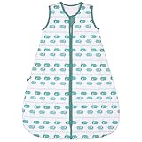 𝐖𝐮𝐧𝐝𝐞𝐫𝐛𝐚𝐫 𝐚𝐭𝐦𝐮𝐧𝐠𝐬𝐚𝐤𝐭𝐢𝐯: Unsere Strampelsäcke Ganzjahr bestehen aus zwei Lagen 100% Bio-Baumwolle und sind leicht gefüttert. Dadurch sind unsere Schlafsäcke atmungsaktiv und verhindern Schwitzen und Überhitzen Deines Babys. Unsere Ganzjahresschlafsäcke haben 2.5 TOG und eignen sich daher optimal für Zimmertemperaturen von 15-21°C.