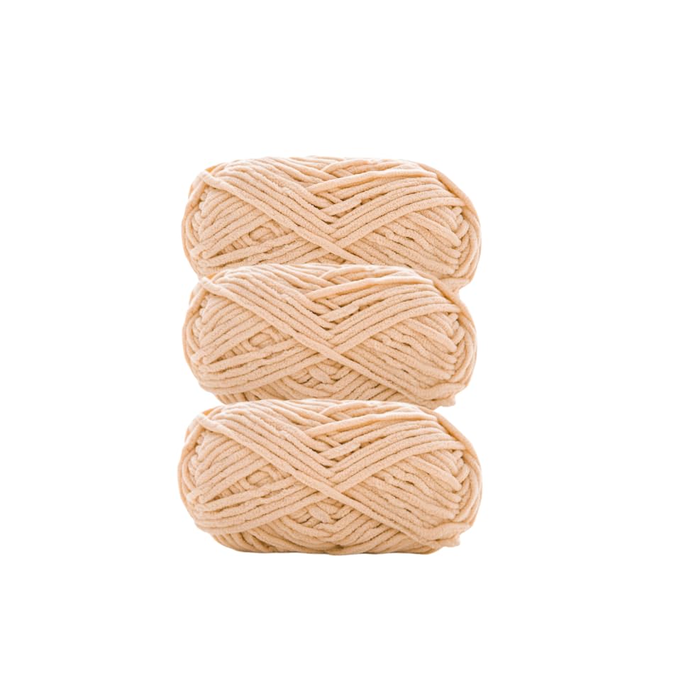 Soft Baby Wool for Knitting, 3 x 100g, Super Soft Velvet Chenille Yarn, Fluffy Soft Wool, Crochet Yarn for DIY Knitting Projects (12 Beige)