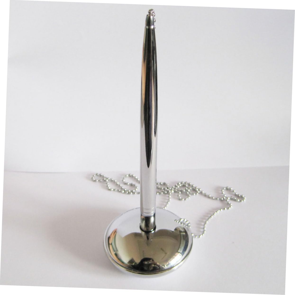 Stylo de Signature Multi-fonction avec Chaîne Argentée, Écriture Fluide, Design Élégant en Métal et Plastique, pour Usage Professionnel en Banque