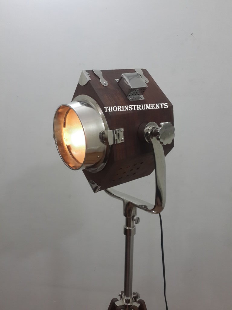 THOR INSTRUMENTS Photography Studio Wood Spot Light Low Floor Tripod Stand Rustic Vintage Home Decor Gifts