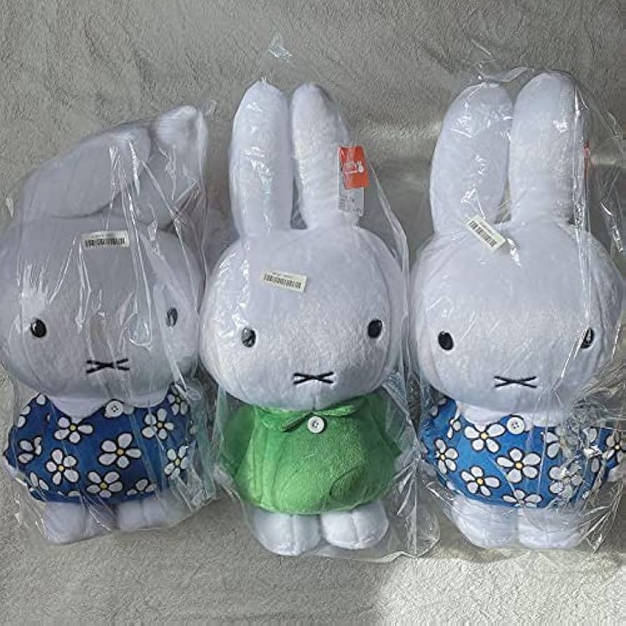 ミッフィー ぬいぐるみ おたんじょうび 花柄 グリーン 特大サイズ タイクレ限定 Amazon.co.jp: ミッフィー ぬいぐるみ おたんじょうび 花柄