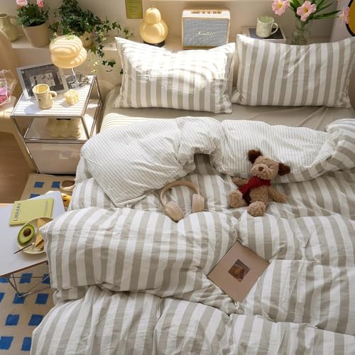 Image of Striped Duvet Cover Queen Size Khaki White Stripes Reversible Bedding Set Vertical Striped Duvet Cover Set Soft Lightweight Microfiber Quilt Cover with Zipper Closure and 2 Pillowcases