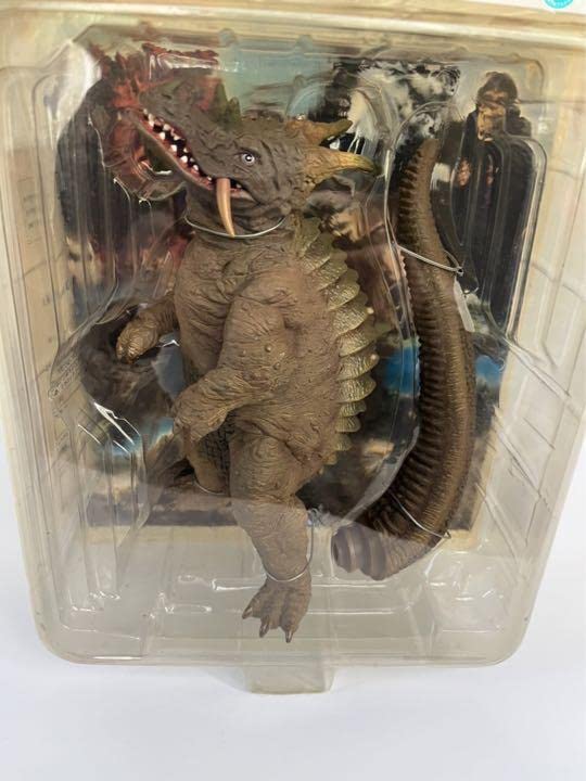 地底怪獣パゴス　ウルトラQフィギュア 大怪獣シリーズ ウルトラQ 地底怪獣パゴス | 怪獣玩具に魅せられて