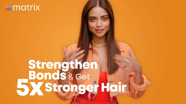 Image of Matrix Mega Smooth Sulfate-free Shampoo with Squalene and Bonding Blend for Gentle Cleansing and Bond Repair| Smoothens Hair | Safe for Chemically Treated Hair 200ml