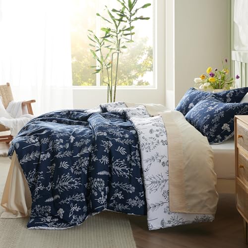 Image of Bedsure Twin /Twin XL Comforter Set - Navy Bed Set, 2 Pieces Cute Floral Bedding, 1 Soft Reversible Botanical Flowers Comforter and 1 Pillow Sham