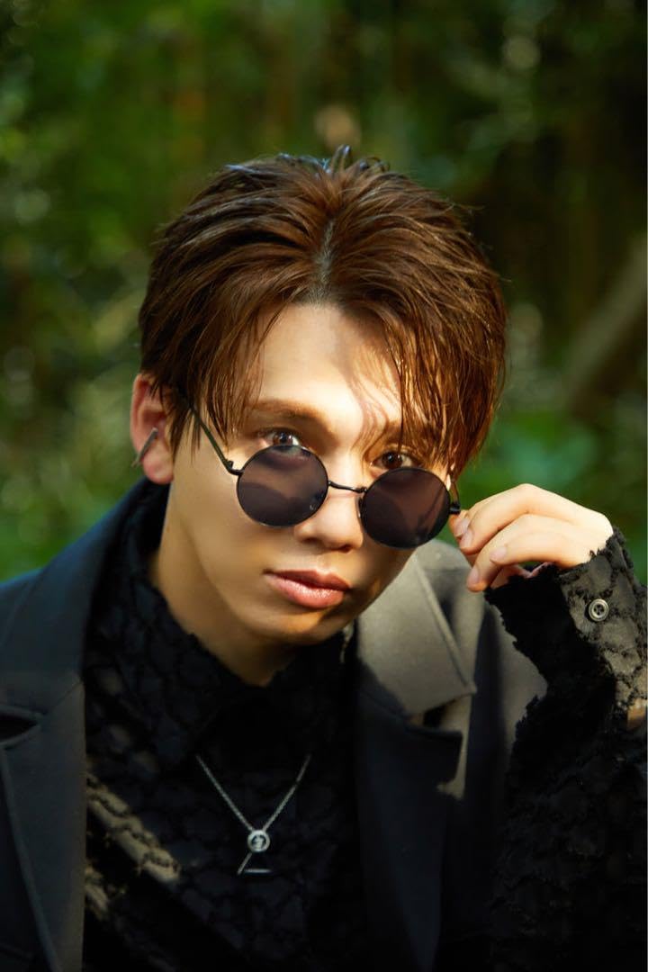 Amazon.co.jp: 花村想太 N O SWEA サングラス : ファッション 