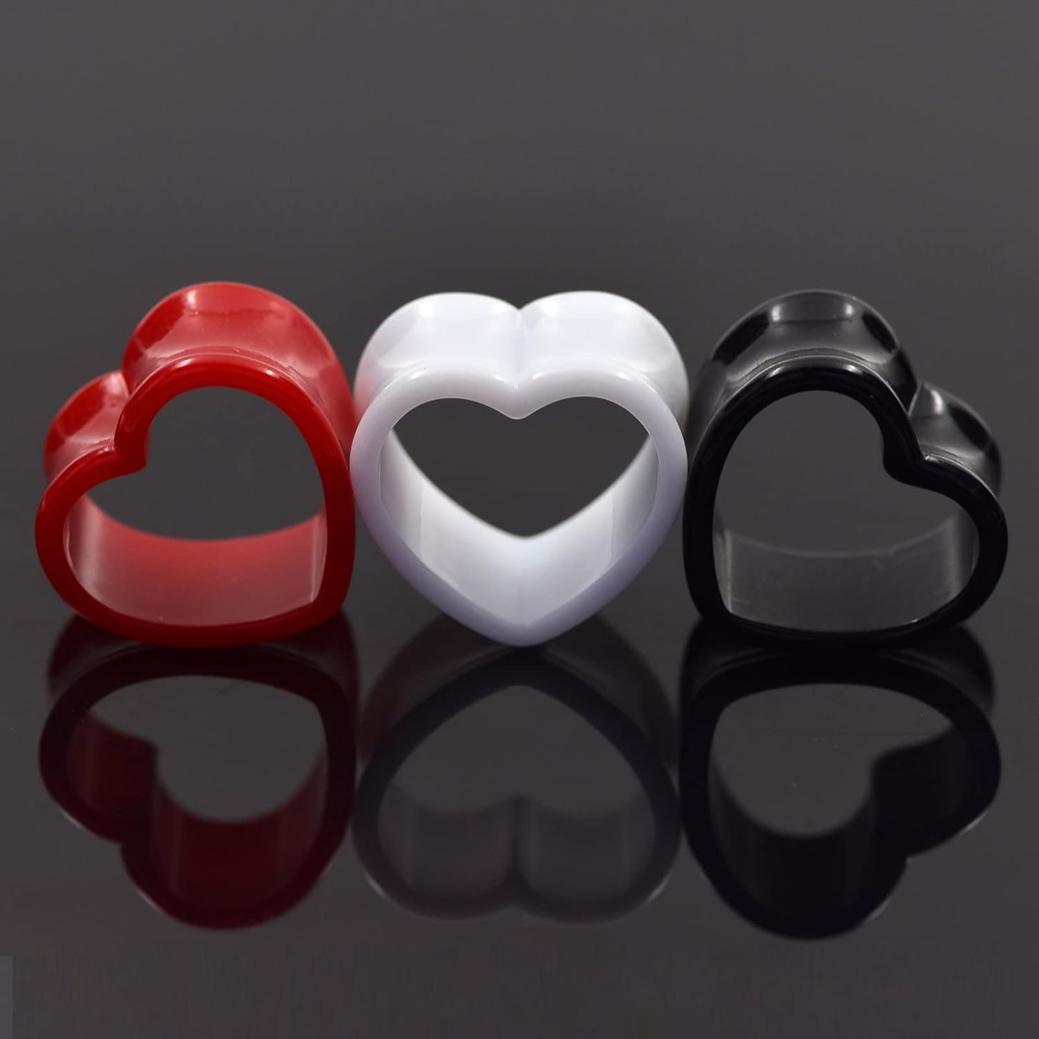 Qmcandy 6pcs/18pcs Heart Shape Acrylic Ear Tunnels Plugs Set Mix Color Stretcher Expander Piercing Tunnels Gauge 6G-7/8 inch